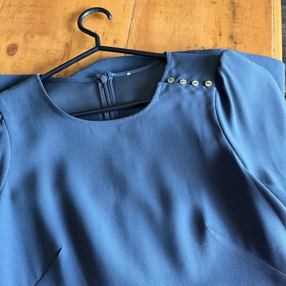 LOFT dress - Picture 2 of 4